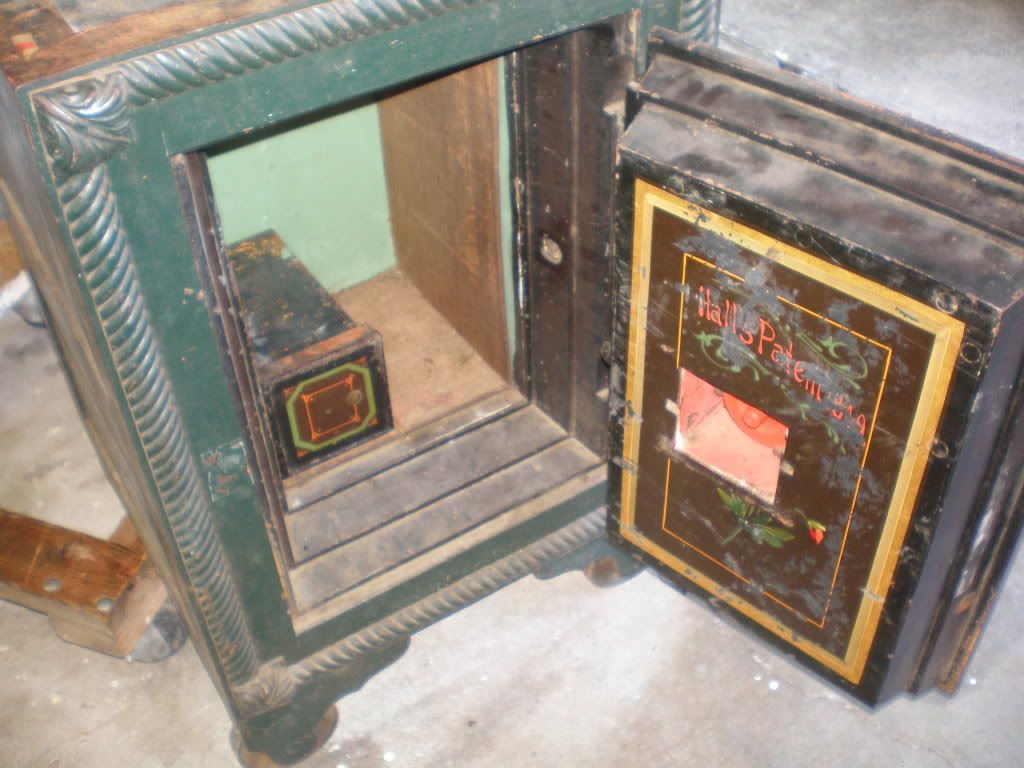 Old Safe Restoration Project (Pic Heavy)