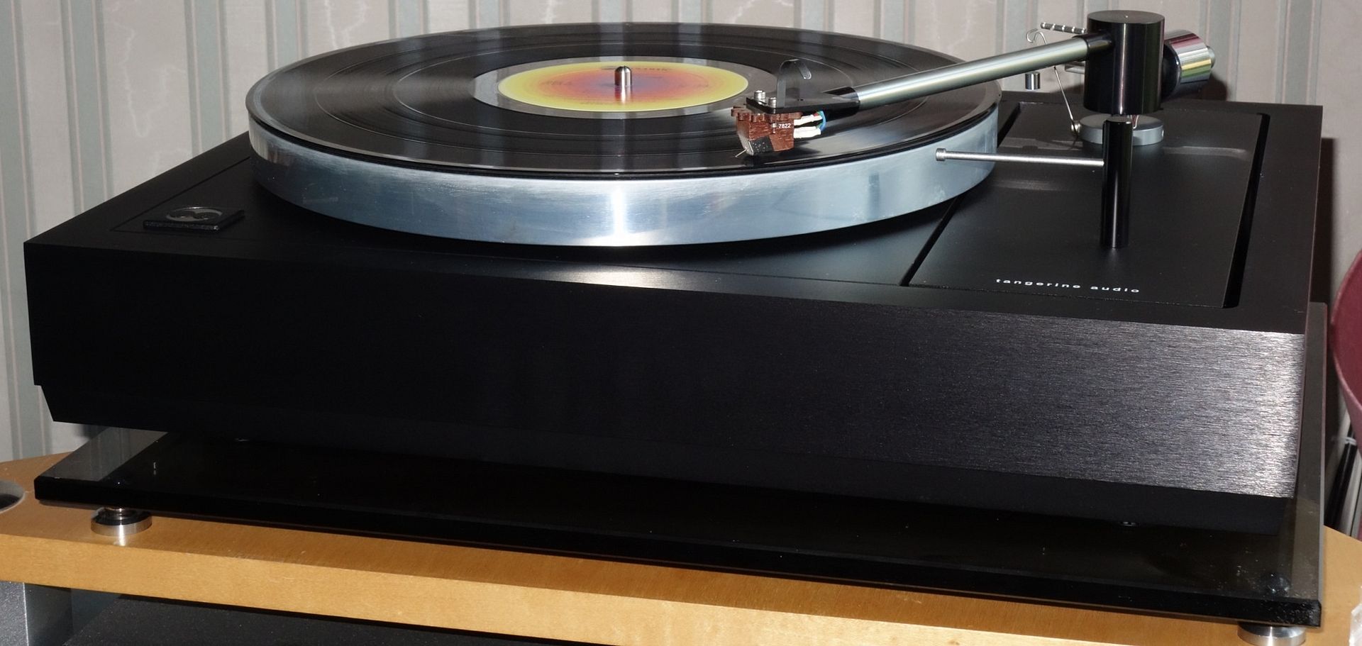 Tangerine Audio Stiletto pink fish media