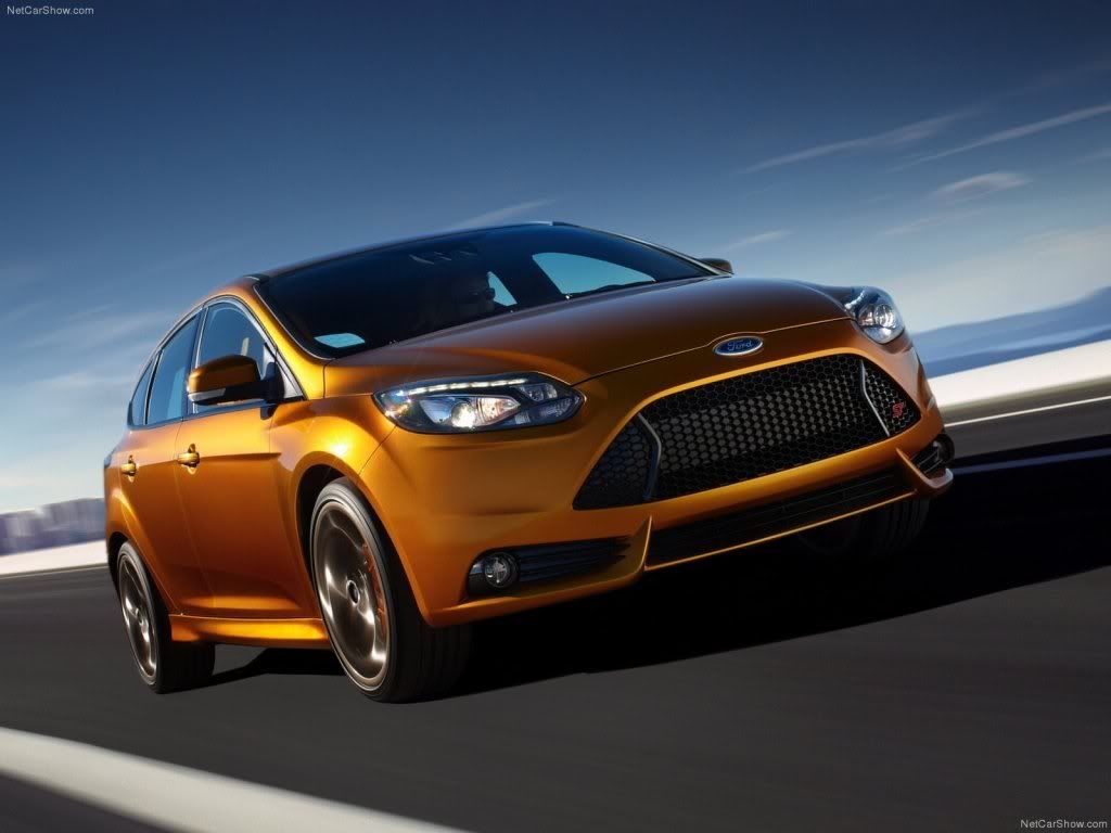 Ford-Focus_ST_2012_1600x1200_wallpaper_01.jpg